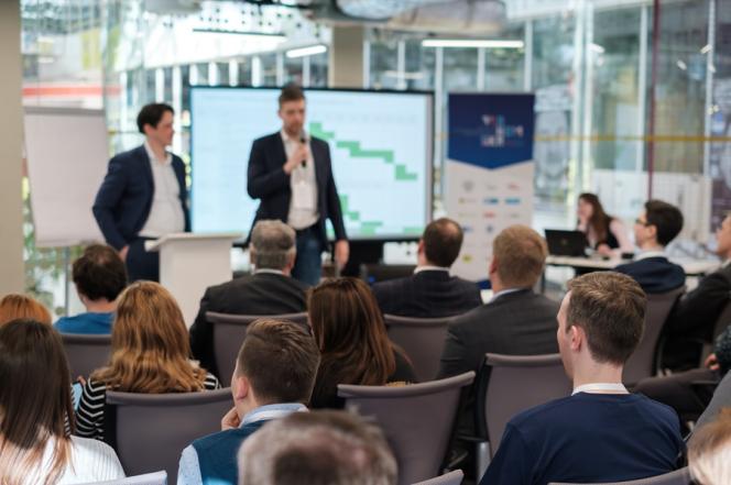 Strategie digitali per promuovere corsi brevi